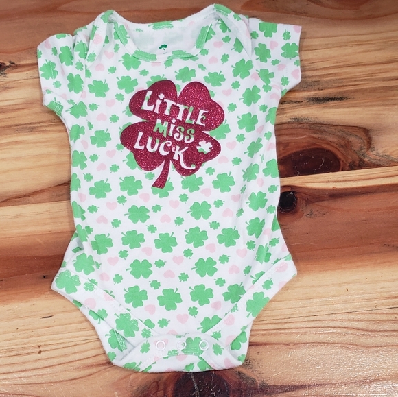 Lucky Irish Green Clover Onesie Bundle - Picture 3 of 4